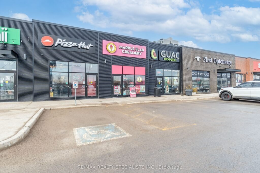 For Sale: 1025 Talbot Street 7D, St. Thomas, ON N5P 3R6, St. Thomas, ON - Property Photo