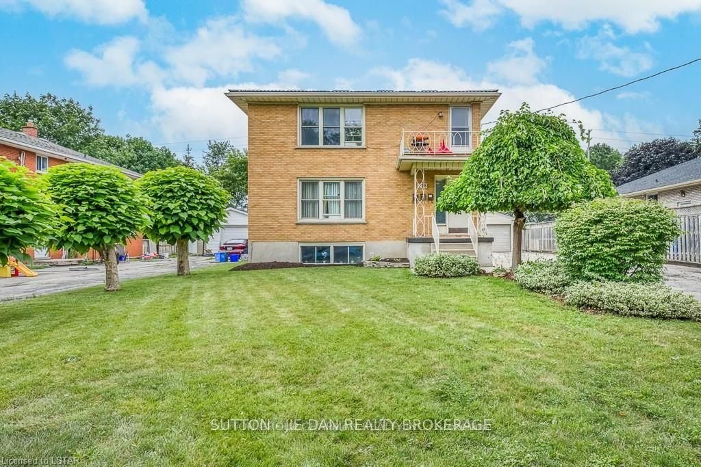 For Sale: 228 BURNSIDE Drive, London East, ON N5V 1B9, London East, ON - Property Photo