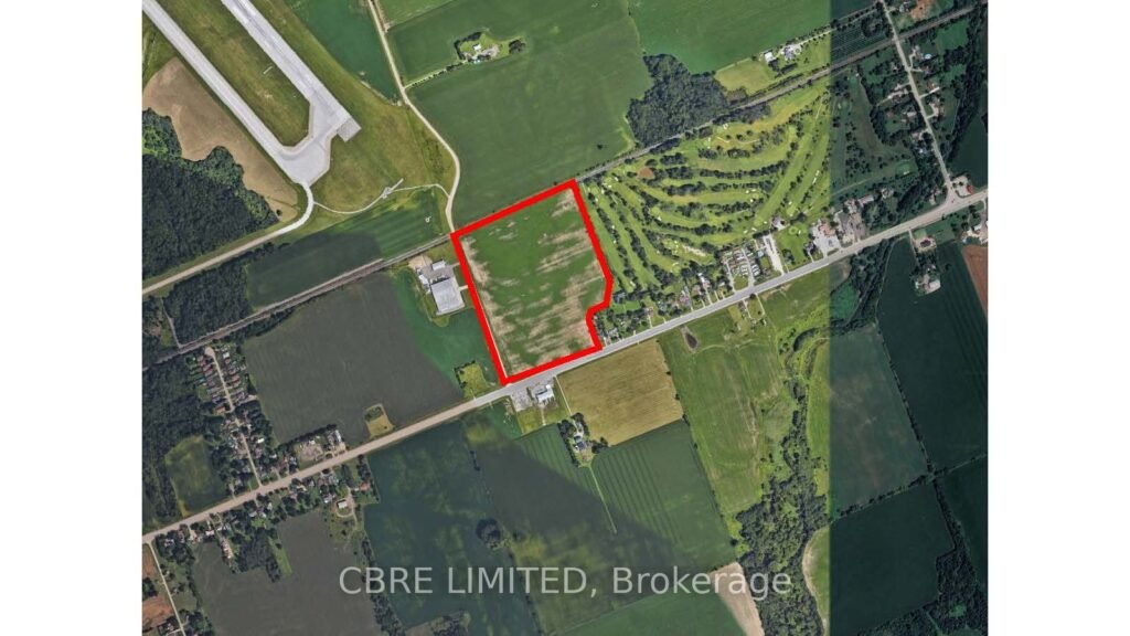 For Sale: 2908 Dundas Street E, London East, ON N5V 5B5, London East, ON - Property Photo