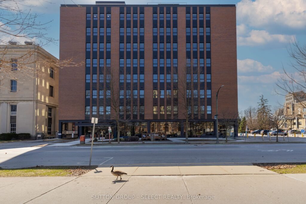 For Lease: 195 Dufferin Avenue 813, London East, ON N6K 1K7, London East, ON - Property Photo