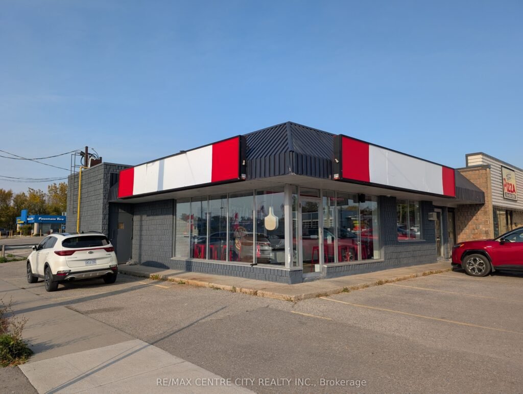 For Sale: 1544 Dundas Street, London East, ON N5W 3C1, London East, ON - Property Photo