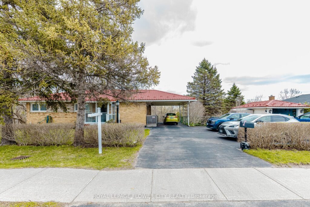 For Sale: 1433 FANSHAWE PARK Road E, London North, ON N5X 4A3, London North, ON - Property Photo
