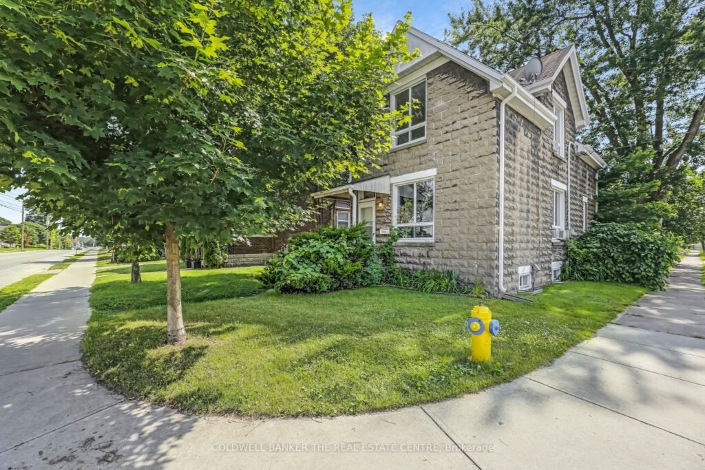 For Sale: 281 Egerton Street, London East, ON N5Z 2H1, London East, ON - Property Photo