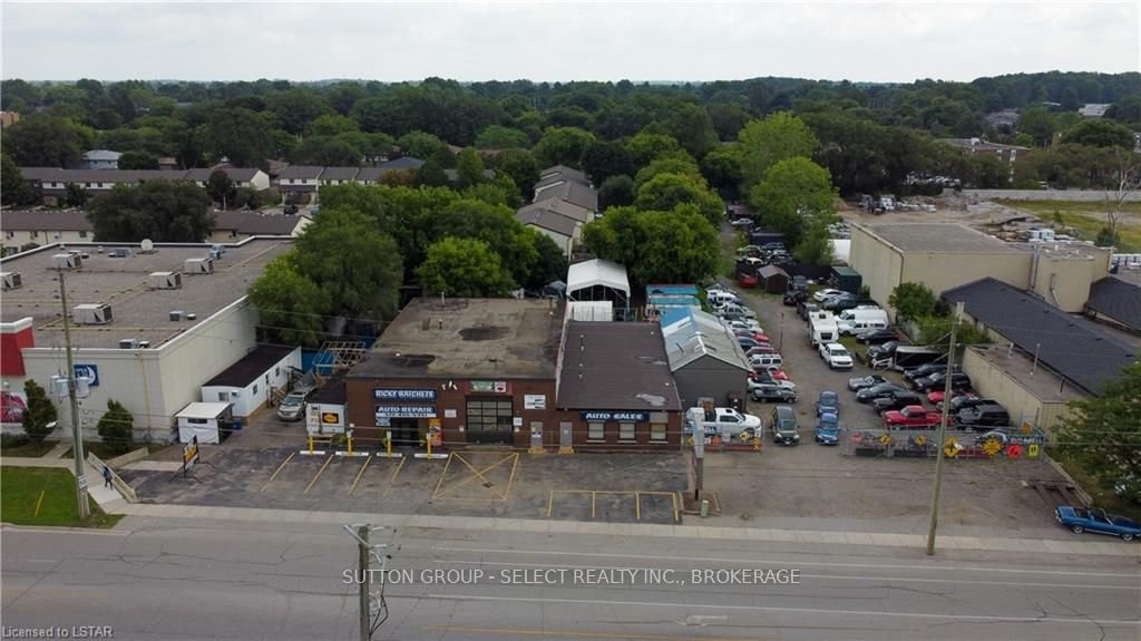 For Sale: 140 CLARKE Road, London East, ON N5W 5E1, London East, ON - Property Photo