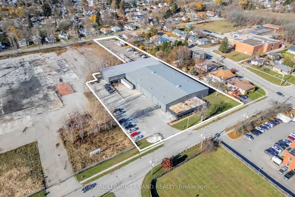 For Lease: 130 Woodworth Avenue, St. Thomas, ON N5P 3K1, St. Thomas, ON - Property Photo