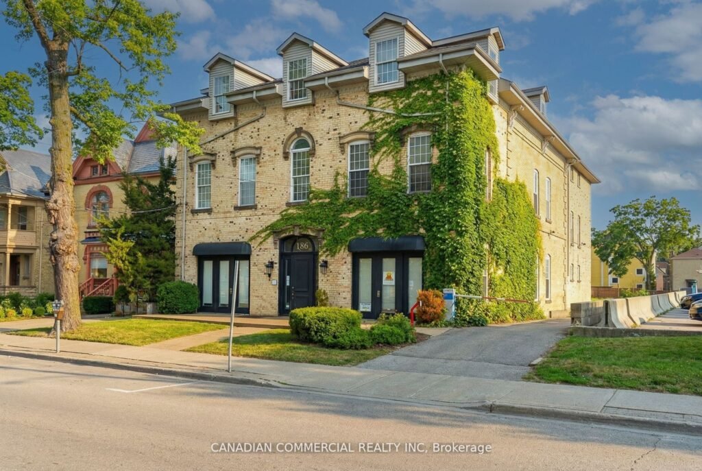For Lease: 186 Albert Street 207, London East, ON N6A 1M1, London East, ON - Property Photo