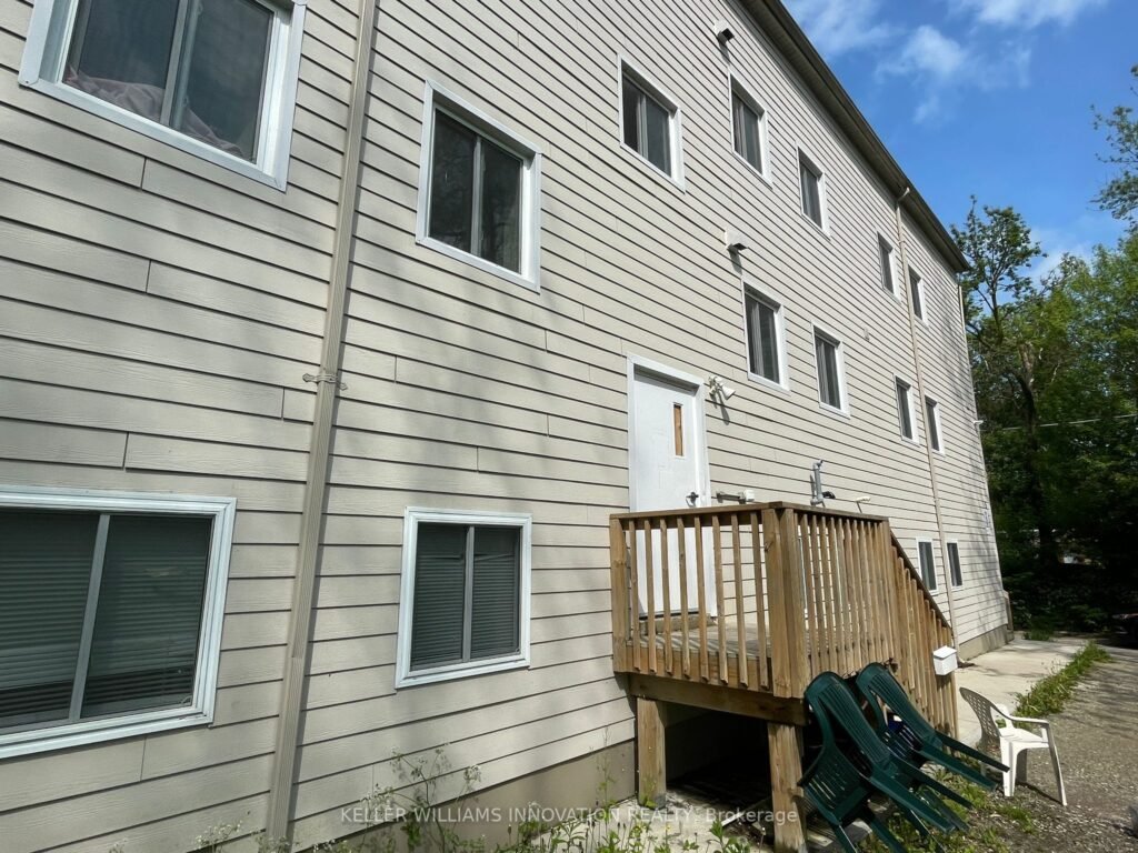 For Sale: 5 FRONT Street, London South, ON N6C 1K4, London South, ON - Property Photo