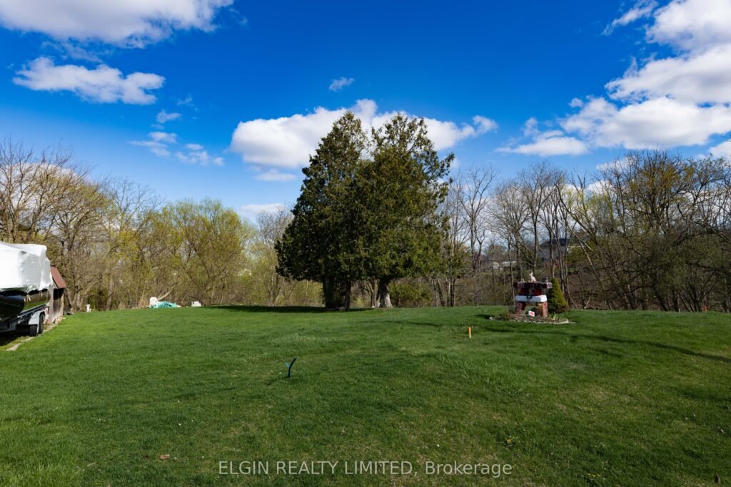 For Sale: 36 Third Avenue, St. Thomas, ON N5R 4K1, St. Thomas, ON - Property Photo