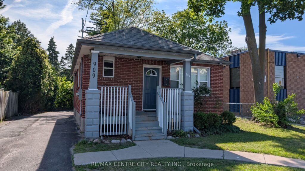 For Lease: 909 Adelaide Street N, London East, ON N5Y 2M6, London East, ON - Property Photo