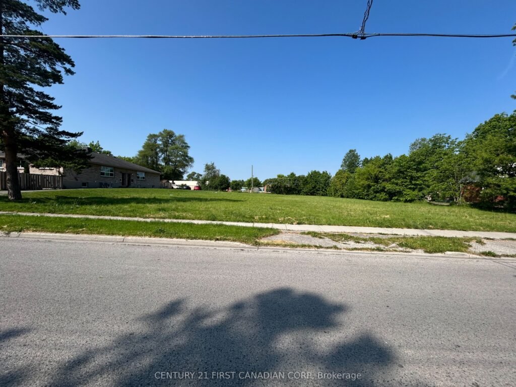 For Sale: 225 Greenwood Avenue, London South, ON N6J 3G5, London South, ON - Property Photo