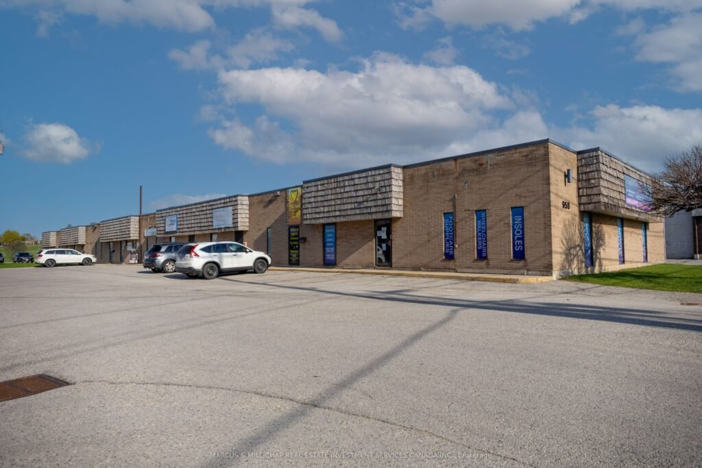 For Sale: 954 - 958 Leathorne Street, London South, ON N5Z 3M5, London South, ON - Property Photo